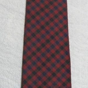 GAP Men's Wool/Rayon Necktie - Red and Black Check
